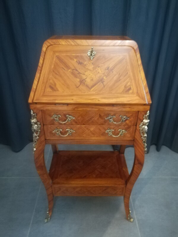 Inlaid and gilt bronze Louis XV style small lady writing desk
