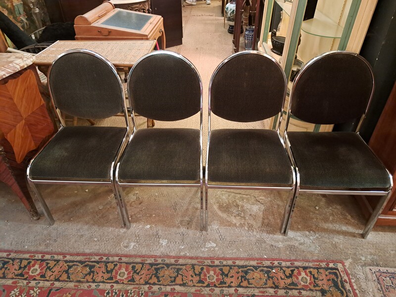 Set of 4 chairs in chrome metal and velvet