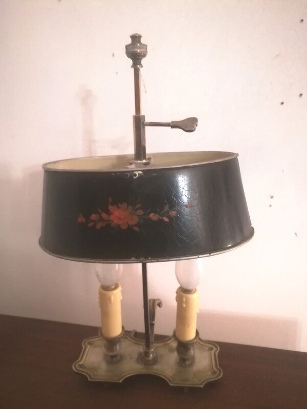 Silver plate and painted metal bouillotte lamp