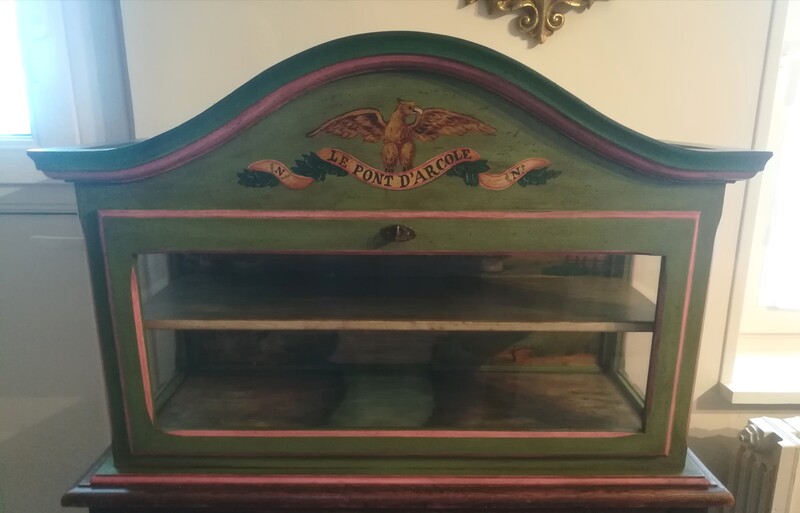The bridge of Arcole Napoleon wall glass cabinet